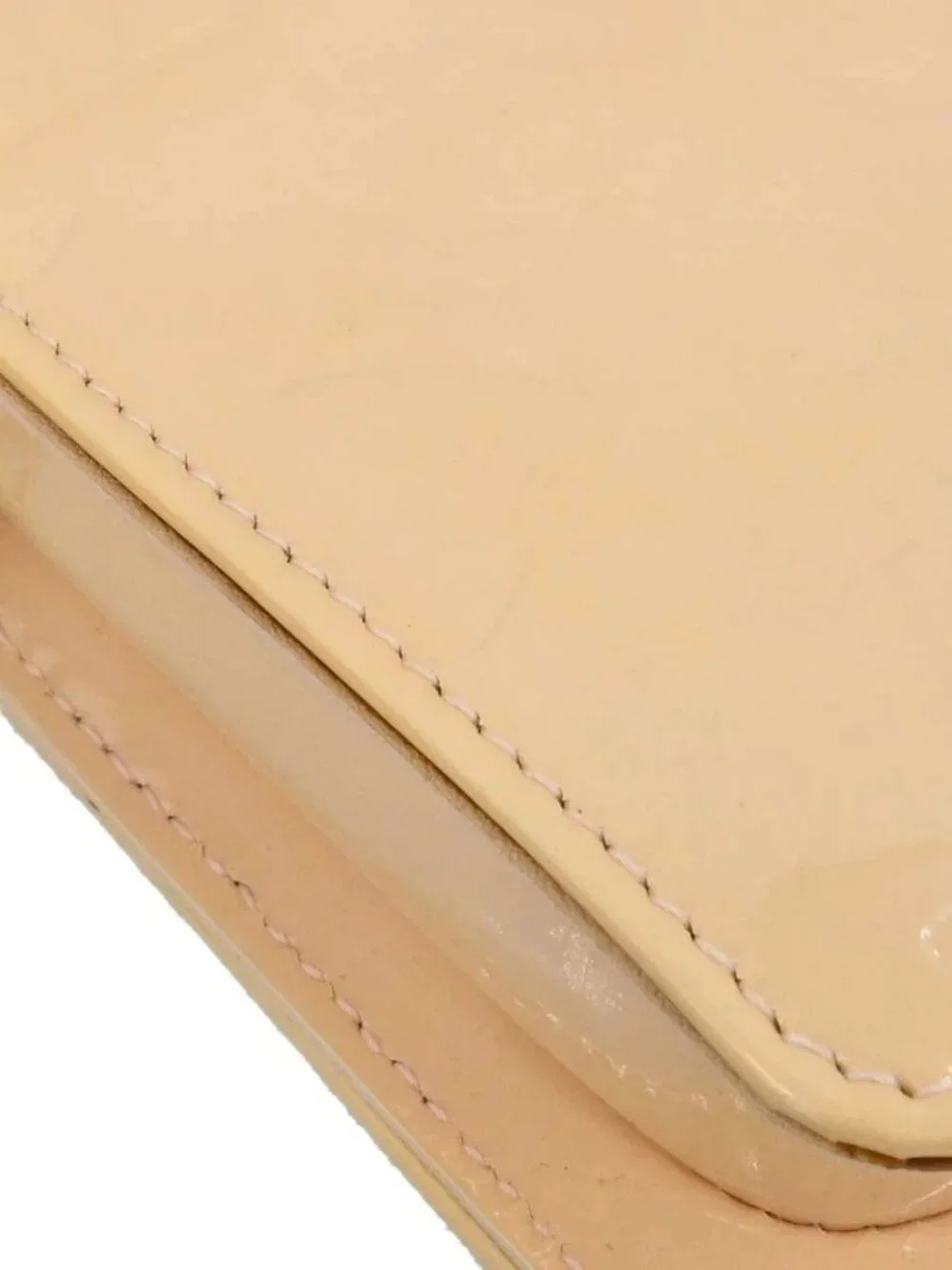 Louis Vuitton Beige Monogram Vernis Lexington